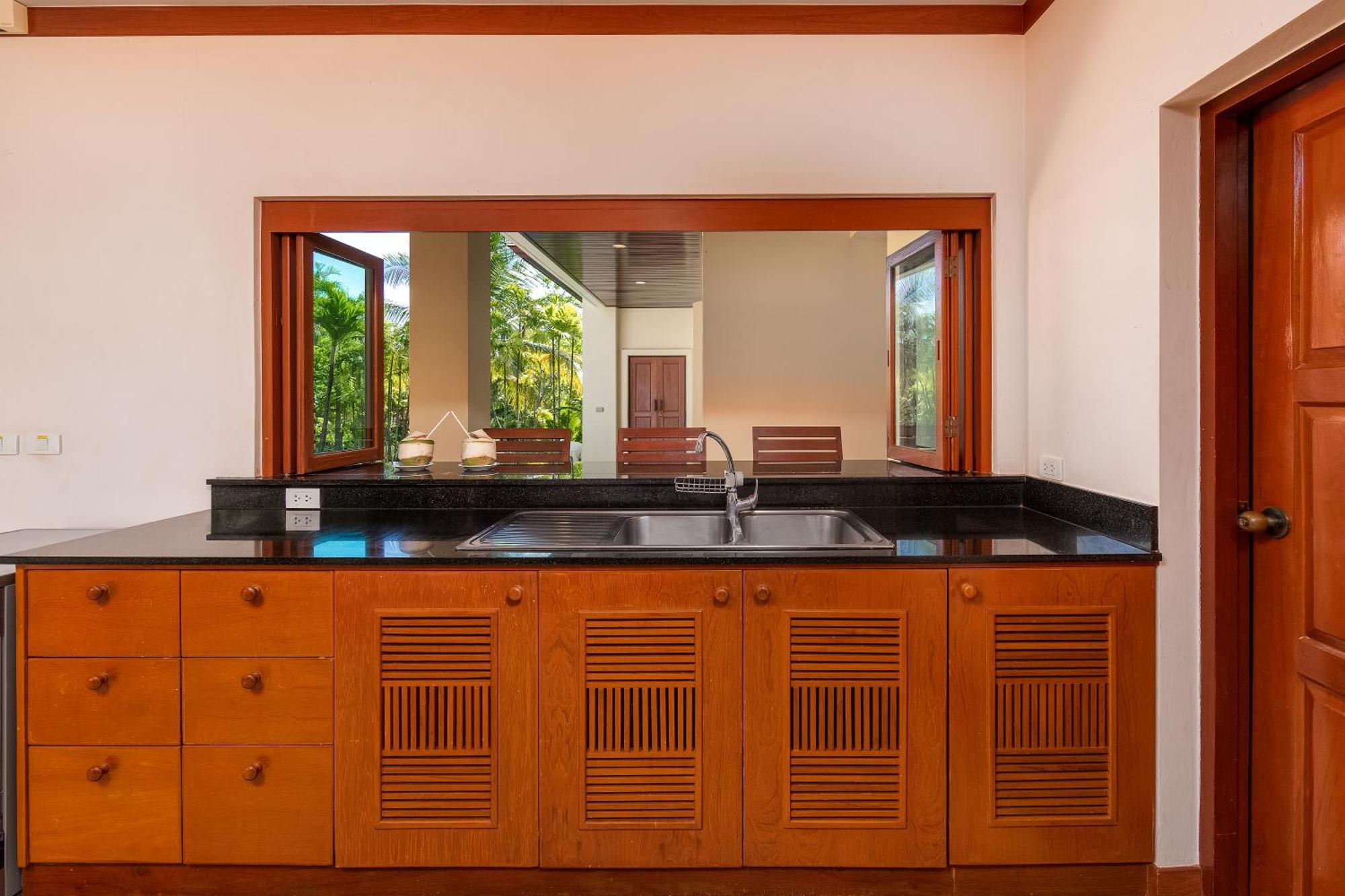 Baan Bua Estate By Tropiclook Villa Nai Harn Bagian luar foto